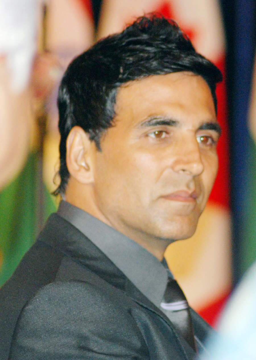 Akshay Kumar Looks Exactly The Same In All His Films