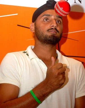 Harbhajan Singh Bounce A Ball