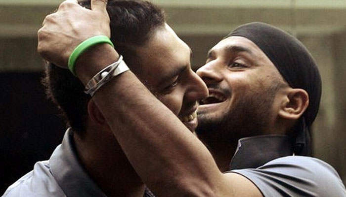 Harbhajan Singh With Yuvraj Singh