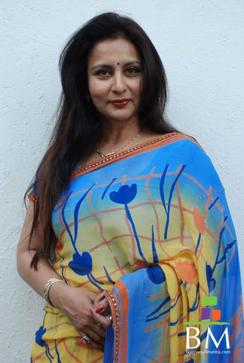 Poonam Dhillon Bollywood Celebrity