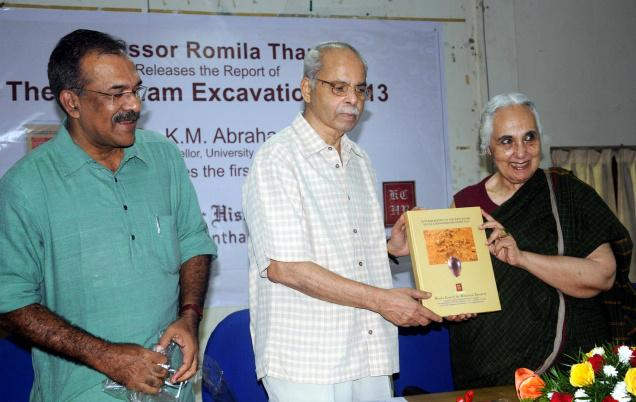 Romila Thapar Launching Book