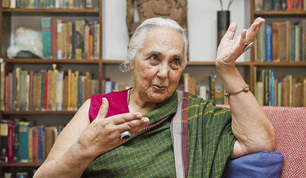 Romila Thapar Photo