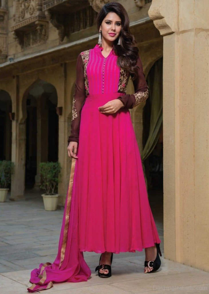 Sonam Bajwa Wearing Lovely Dress