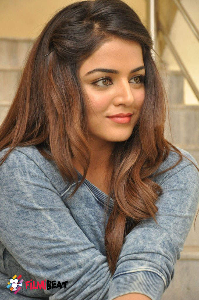 Wamiqa Gabbi Looking Phenominal