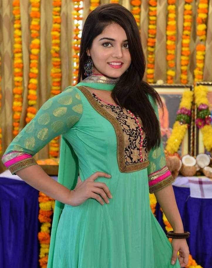 Wamiqa Looking Sweet In Indian Dress