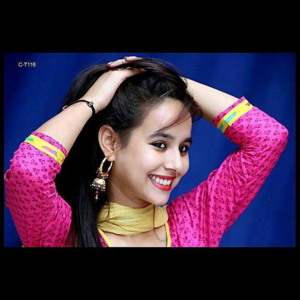 Cute Smile Of Sunanda Sharma-077