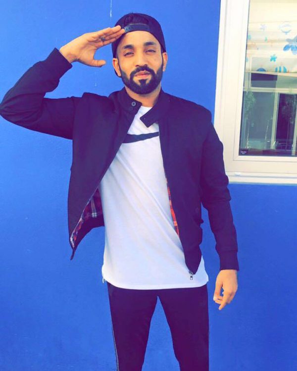 Dilpreet Dhillon Salute Pose