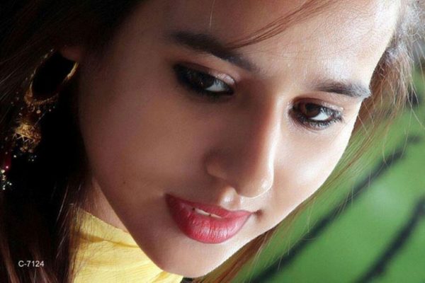 Face Closeup Of Sunanda Sharma-028