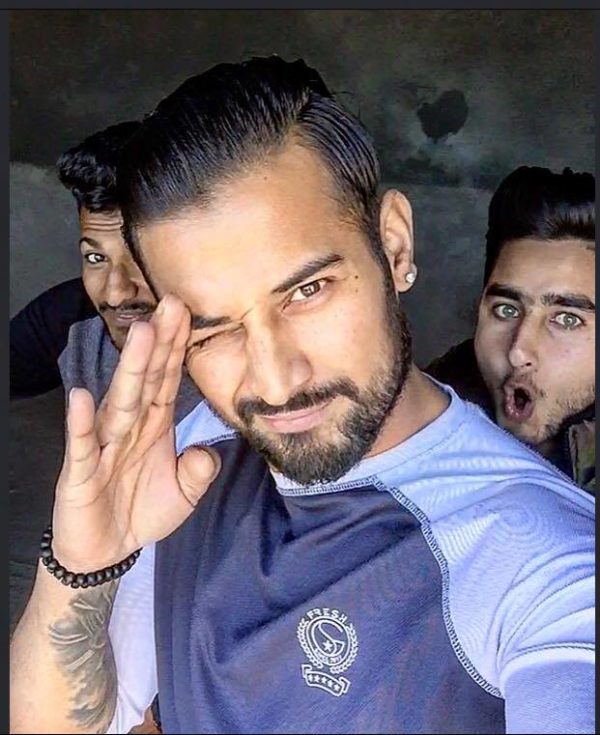 Garry Sandhu Giving Salute Pose