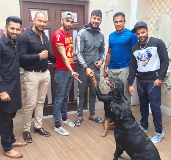 Garry Sandhu With Friends In Home