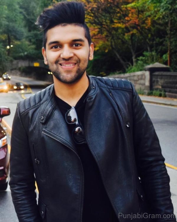 Good-looking Guru Randhawa-29501