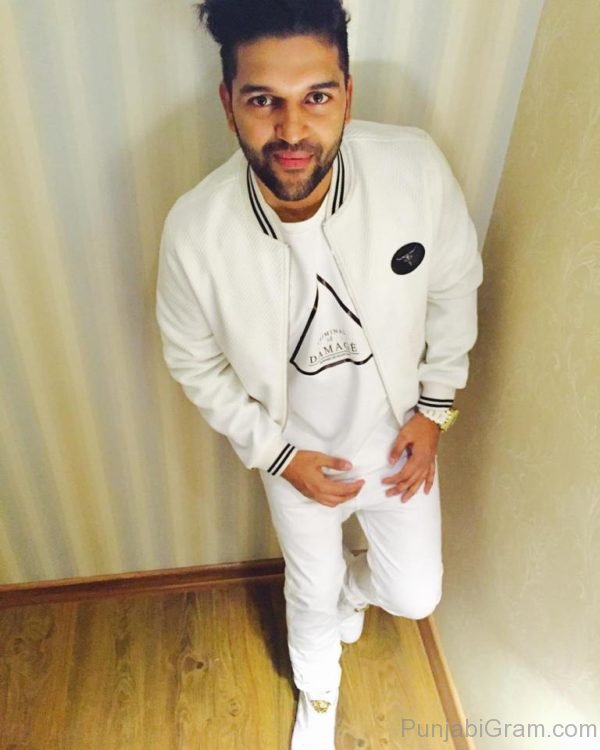 Good-looking Guru Randhawa-29506