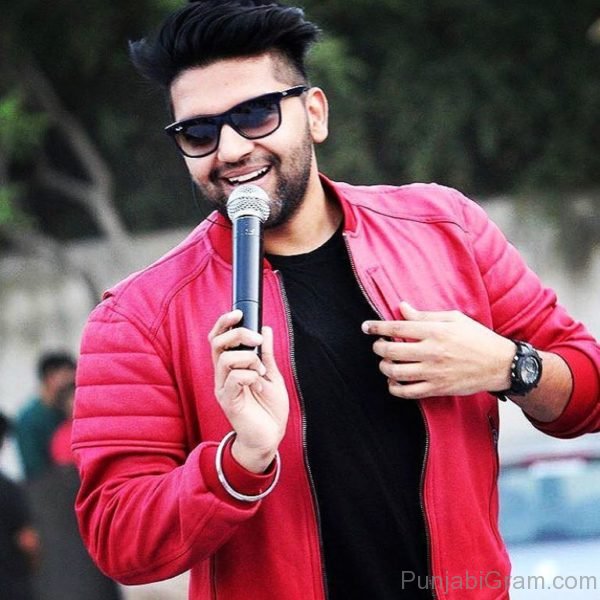 Guru Randhawa Looking Smart-41117