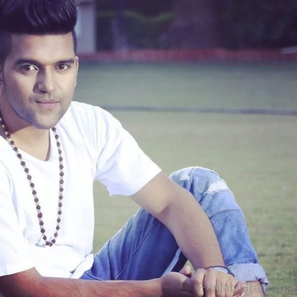 Guru Randhawa Punjabi Singer-059