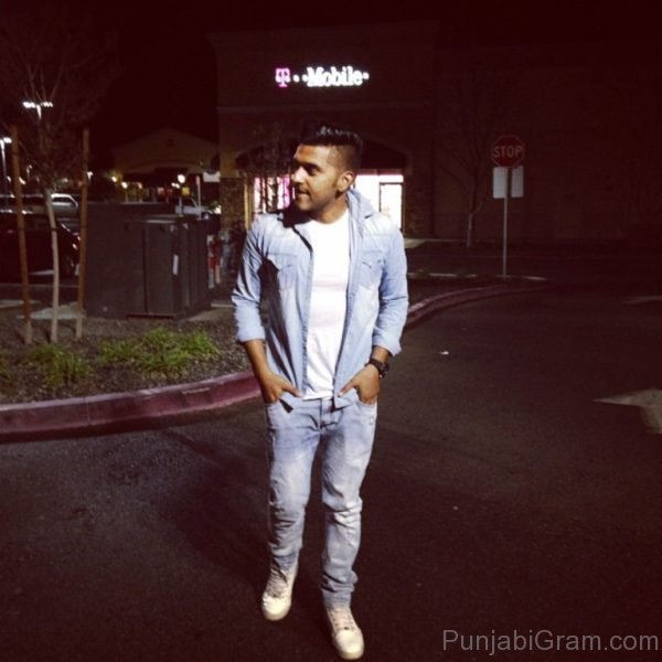 Guru Randhawa Punjabi Singer-589