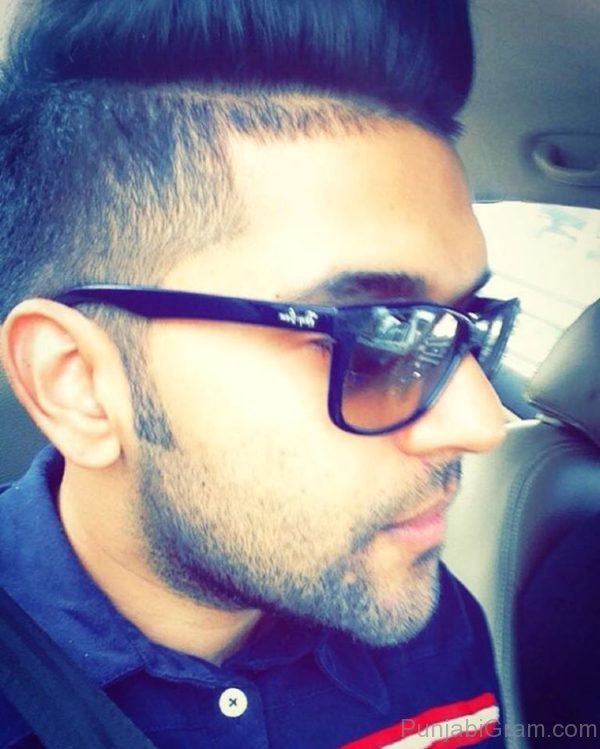 Guru Randhawa Selfie-14608