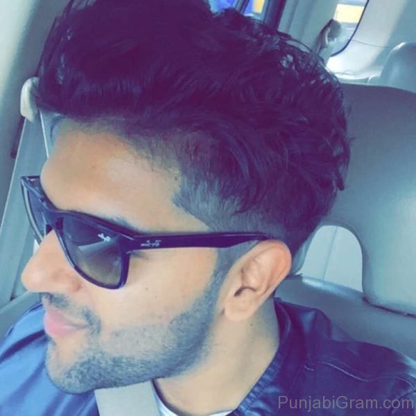 Guru Randhawa Selfie-14647