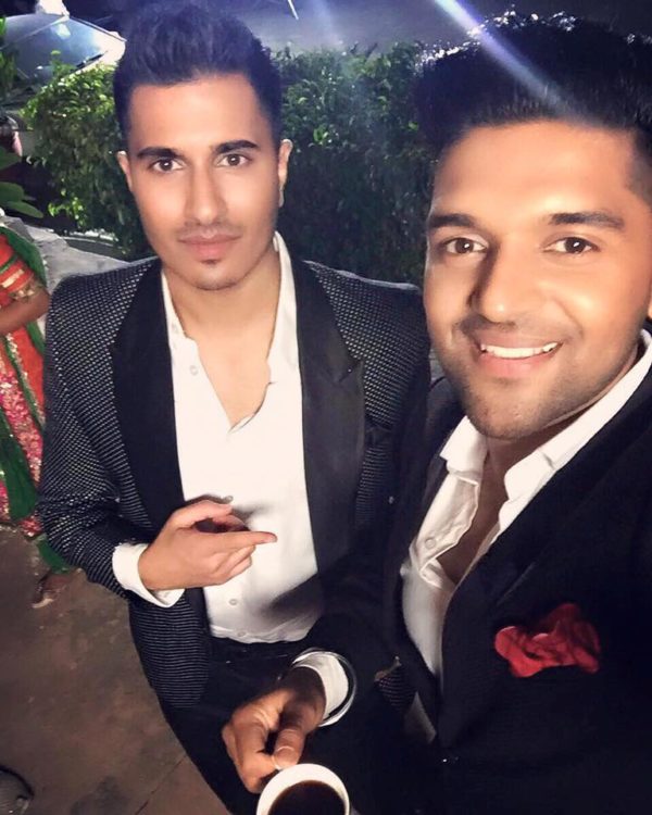 Guru Randhawa Selfie With Fan