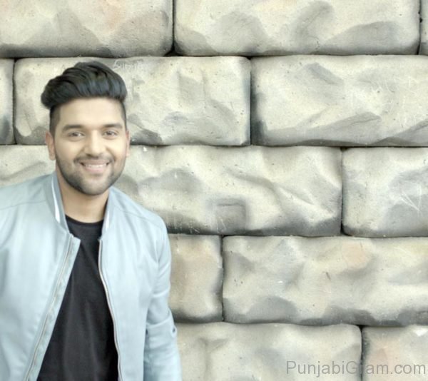 Guru Randhawa Smiling-471