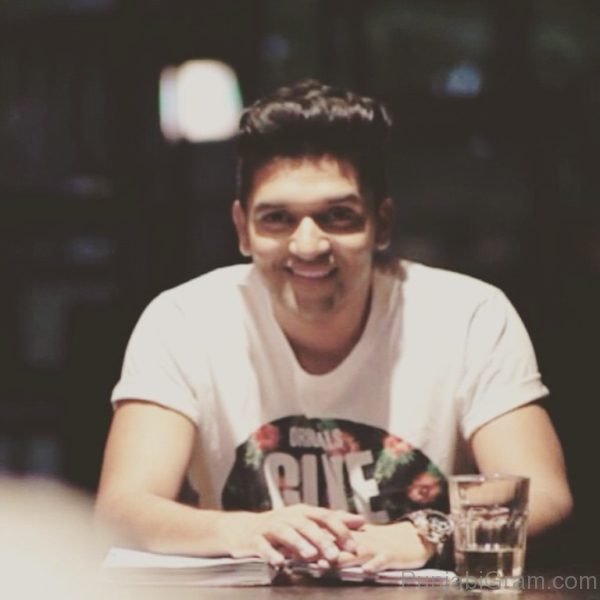 Guru Randhawa Smiling-652