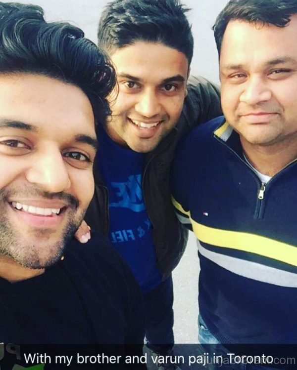 Guru Randhawa With Brother-477