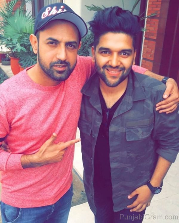 Guru Randhawa With Gippy-368