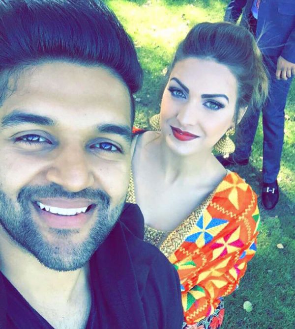 Guru Randhawa With Himanshi Khurana 