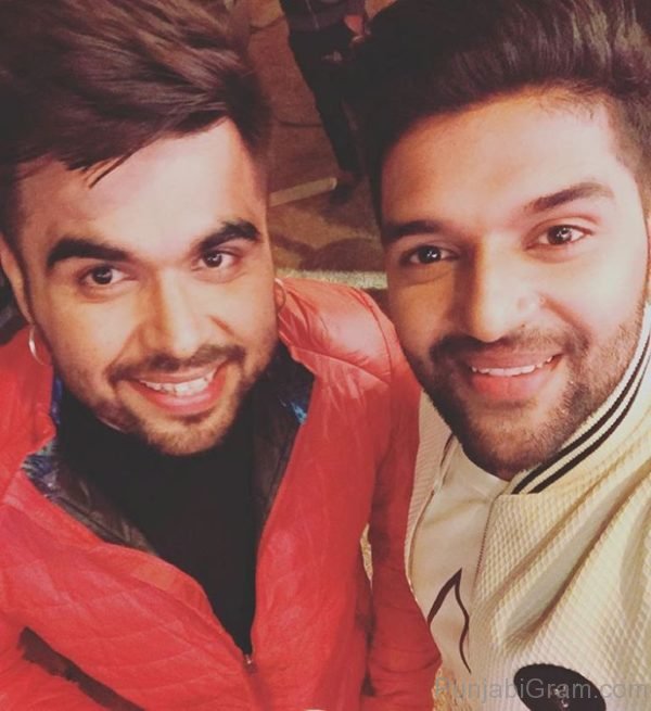 Guru Randhawa With Ninja-315