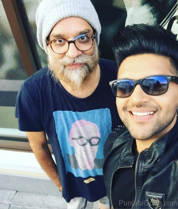 Guru Randhawa With Orther Actor-489