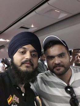 Kulbir Jhinjer Selfie With Friend