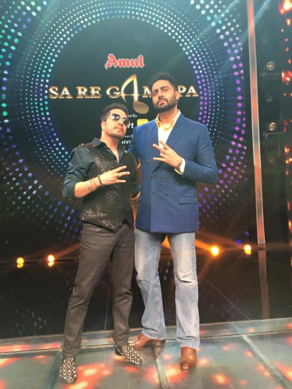 Mika Singh With Abhishekh Bachan