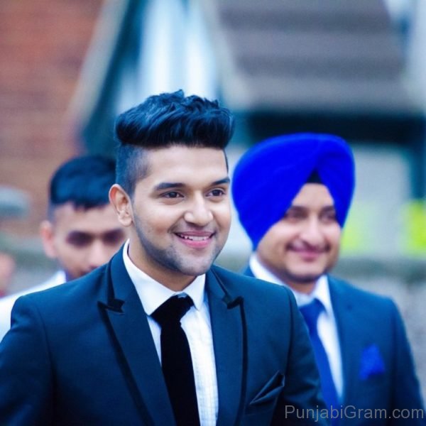 Photograph Of Handsome Guru Randhawa-59218