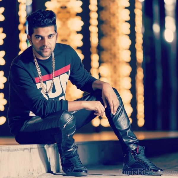 Photograph Of Smart Guru Randhawa-54104