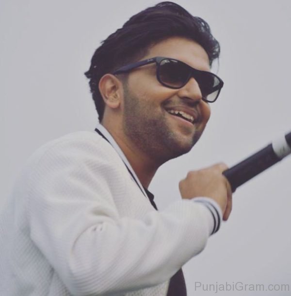 Pic Of Good-looking Guru Randhawa-30714