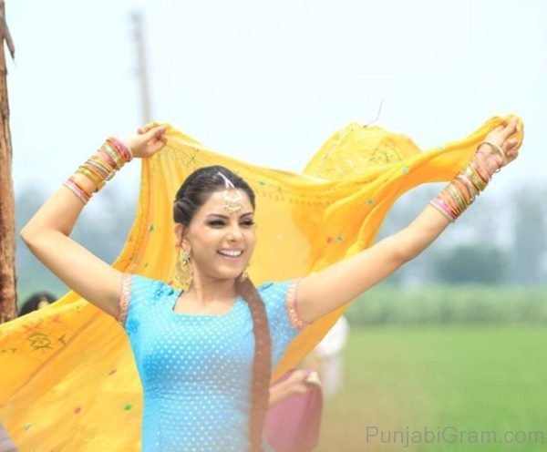 Pic Of Gorgeous Monica Gill-140