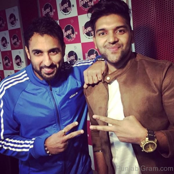 Picture Of Guru Randhawa-269