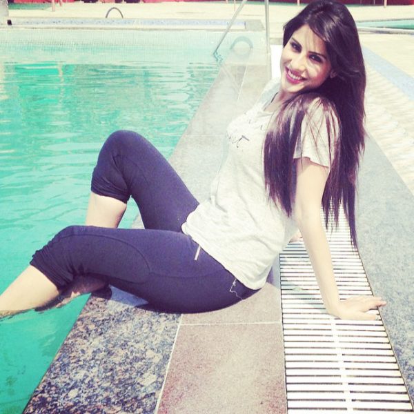 Sheetal Thakur Sitting On Swimming Pool-090061