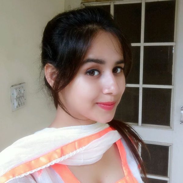 Simple Look Of Sunanda Sharma-047