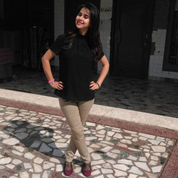 Standing Style Of Sunanda Sharma-330