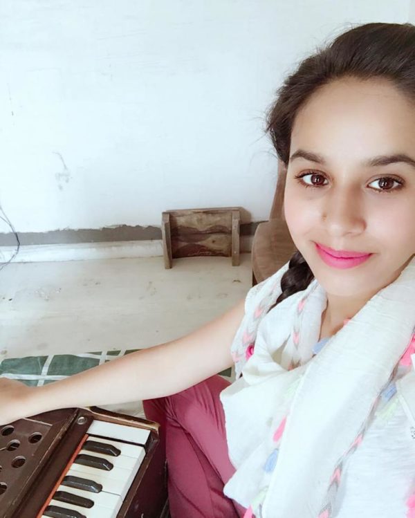 Sunanda Sharma Playing Harmonium-212