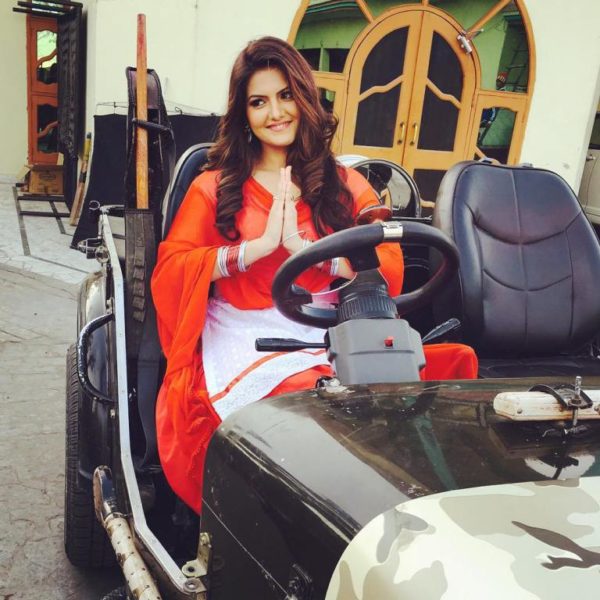 Tanvi Nagi On Jeep-389