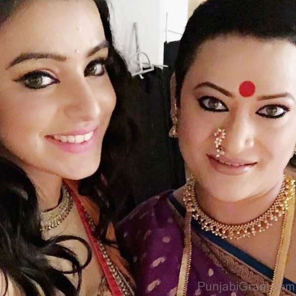 Ankita With Other Actress-705