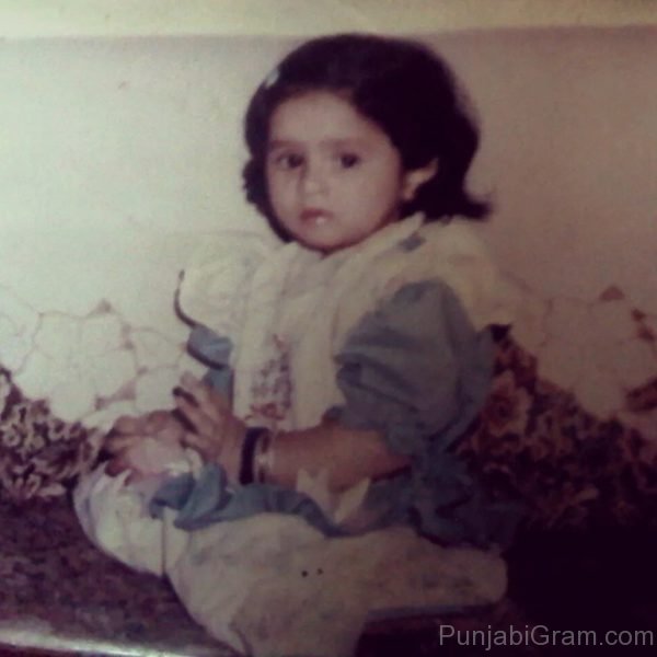 Childhood Picture Of Dakshita Kumaria-441