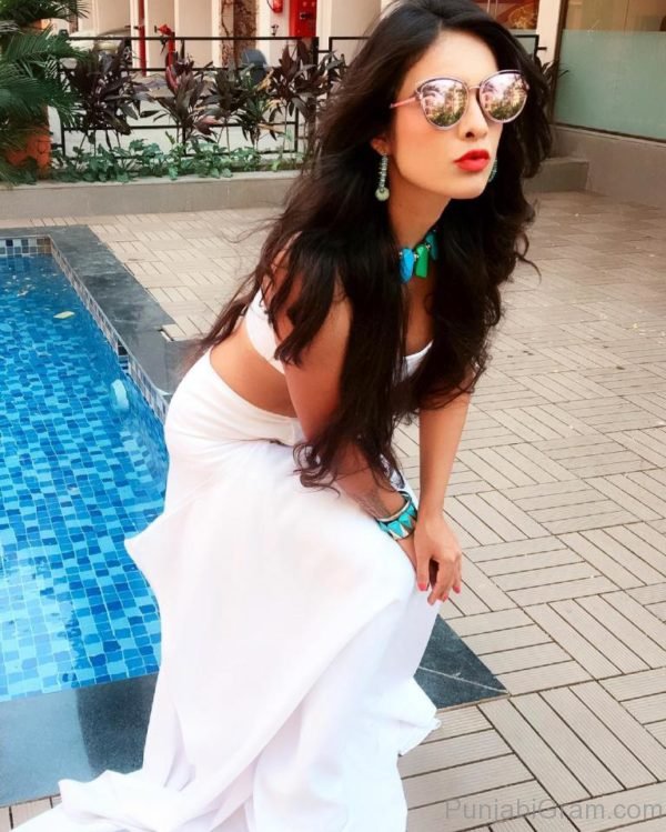 Neha Malik Looking Good In White-0667