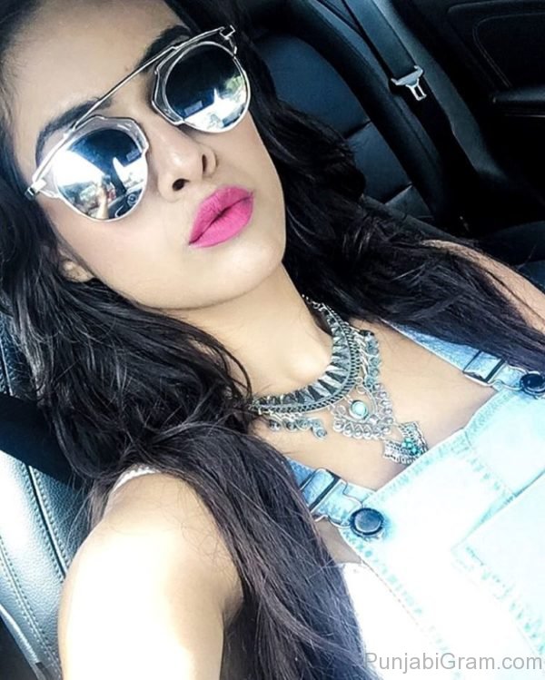 Neha Malik Looking Stunning-0747