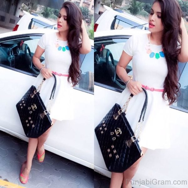 Photo Of Stylish Neha Malik-0441