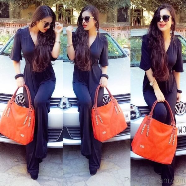 Picture Of Stylish Neha Malik-0439