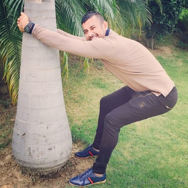 Garry Sandhu Looking Elegant-014