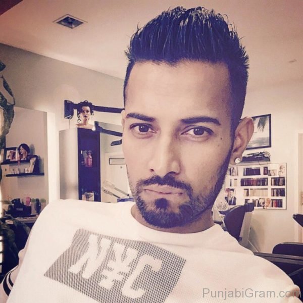 Garry sandhu looking smart 4