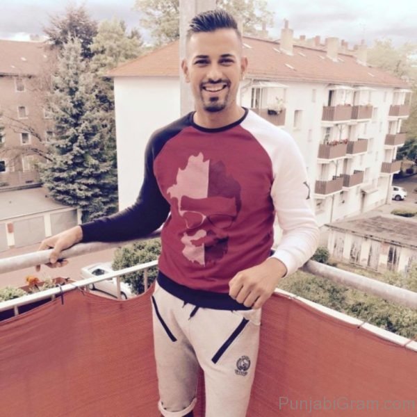 Garry sandhu smiling 2